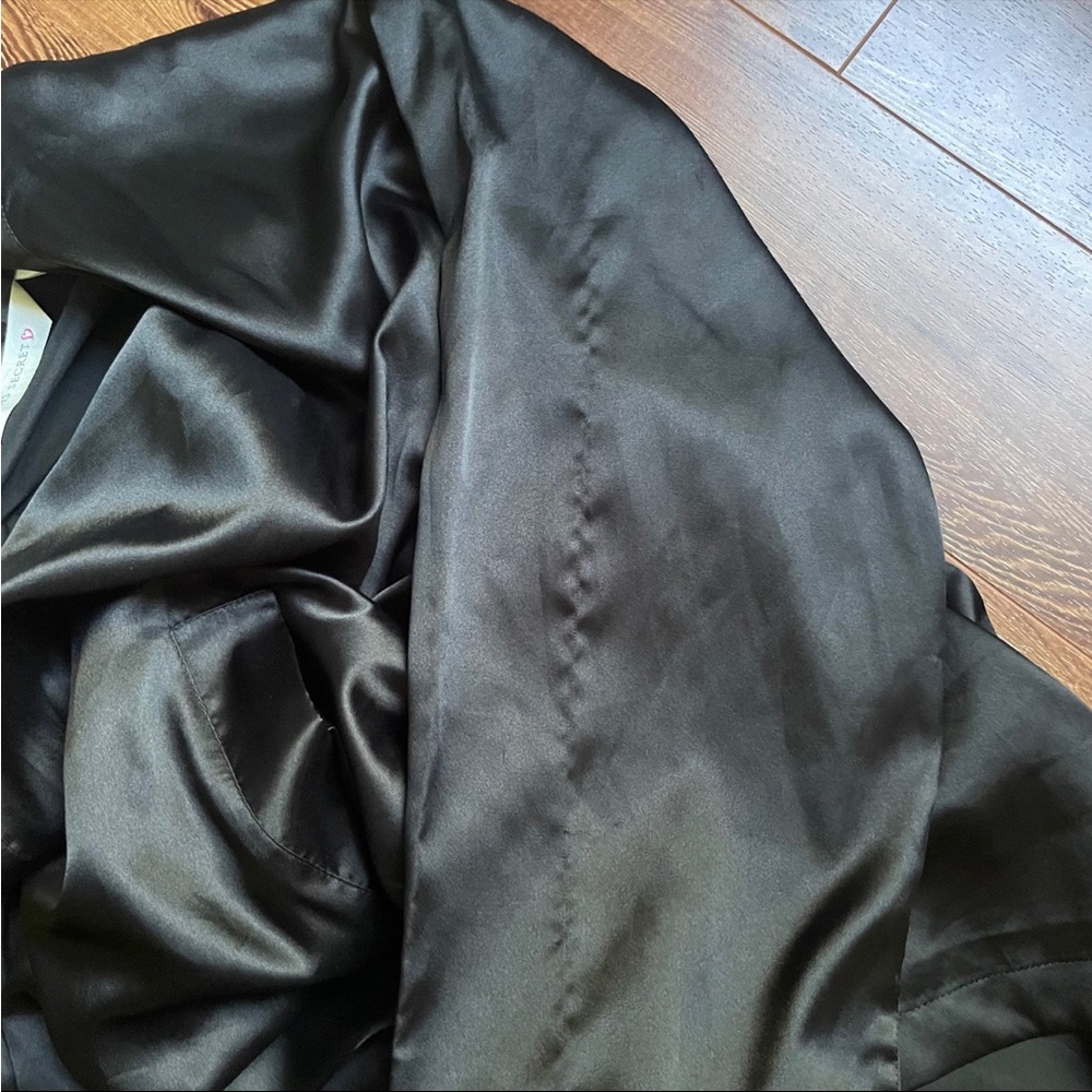 Victoria’s secret black satin robe, one size, Vintage - Picture 6 of 6